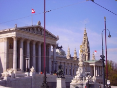  Ringstrasse: parliament and city hall